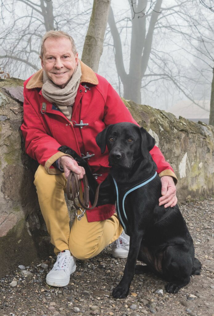 Kurt Aeschbacher mit «Amélie». 
Foto: Daniel Desborough